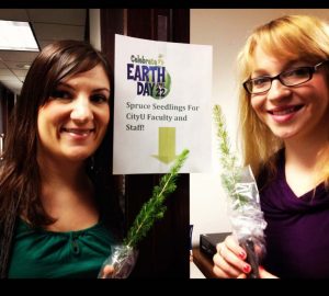 CityU's School of Management staff pick up their trees.