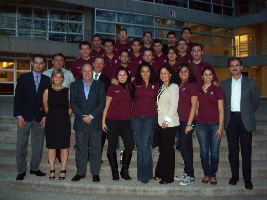 CityU and UASLP faculty with first mixed mode cohort!