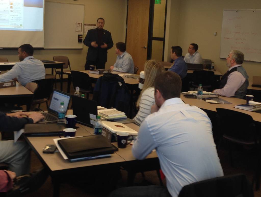 CityU alumnus and former Army Ranger John Wyman spoke to students in the Hereos Corporate Fellowship Academy about his leadership experience.