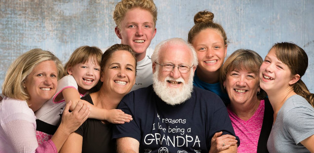 72-year-old fulfills dream of finishing his degree