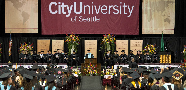 CityU instructor recognized with Distinguished Faculty Award by Joint Base Lewis-McChord