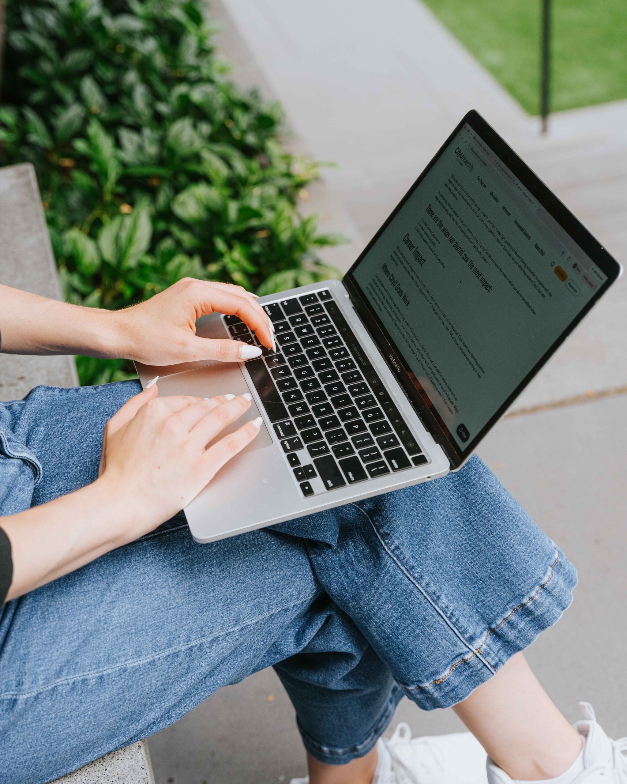 How to Choose a Military-Friendly Online College: A Guide for Service Members and Veterans